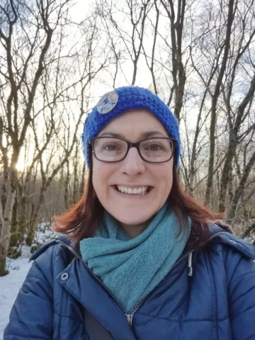 natur ni founder Cath at Coed y Bont in the snow